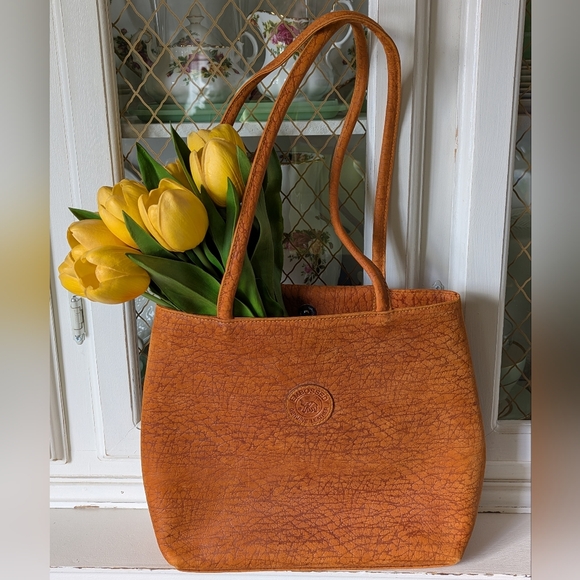 Vintage Handbags - Classic Leather Look Tote Bag in Burnt Orange - Unbranded